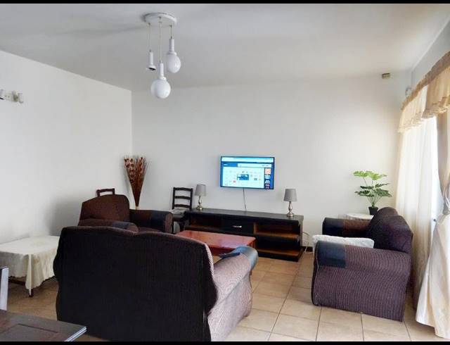 2 BEDROOM APARTMENT RENTED IN HUMEWOOD